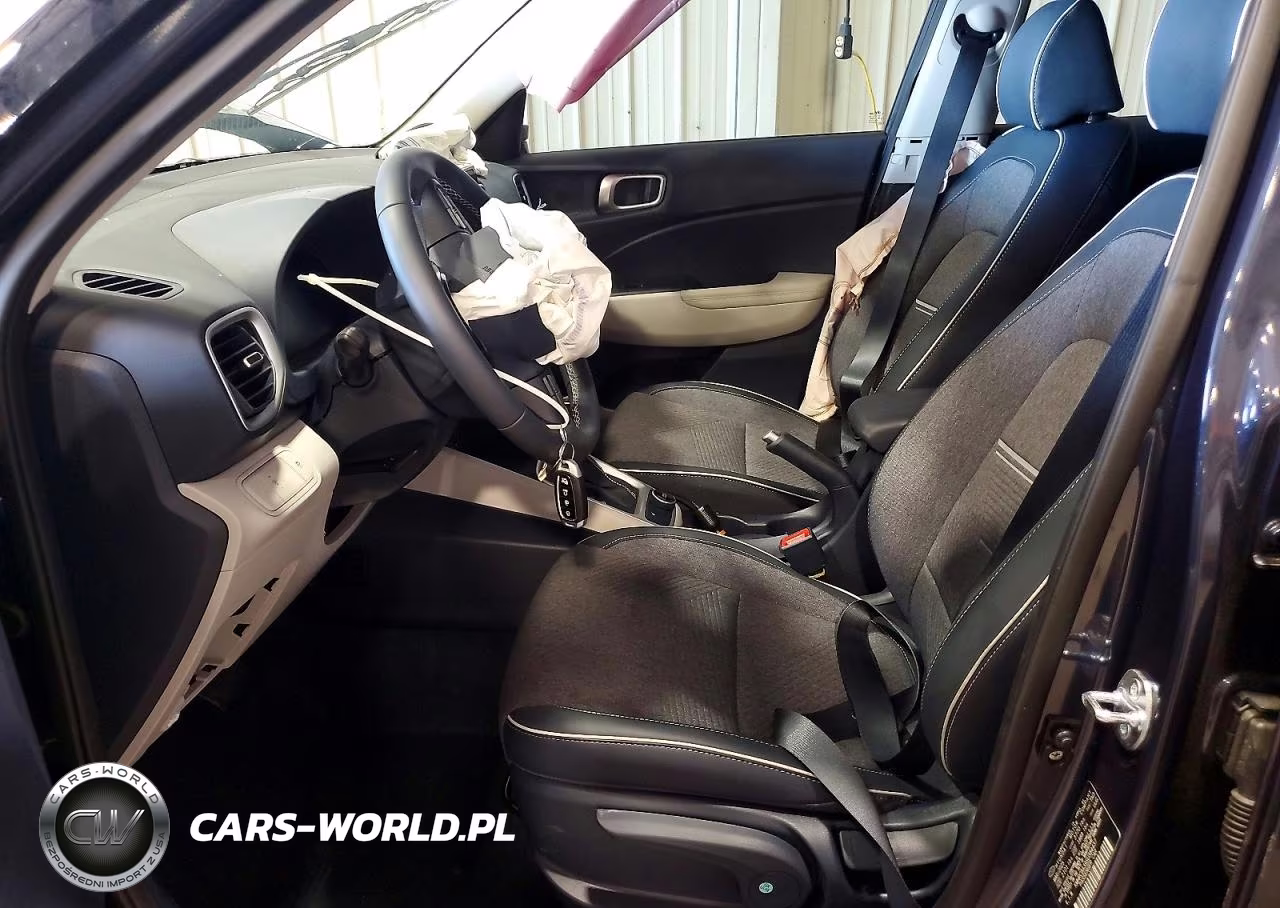2025 Hyundai Venue Limited VIN:KMHRC8A39SU384437 - 7