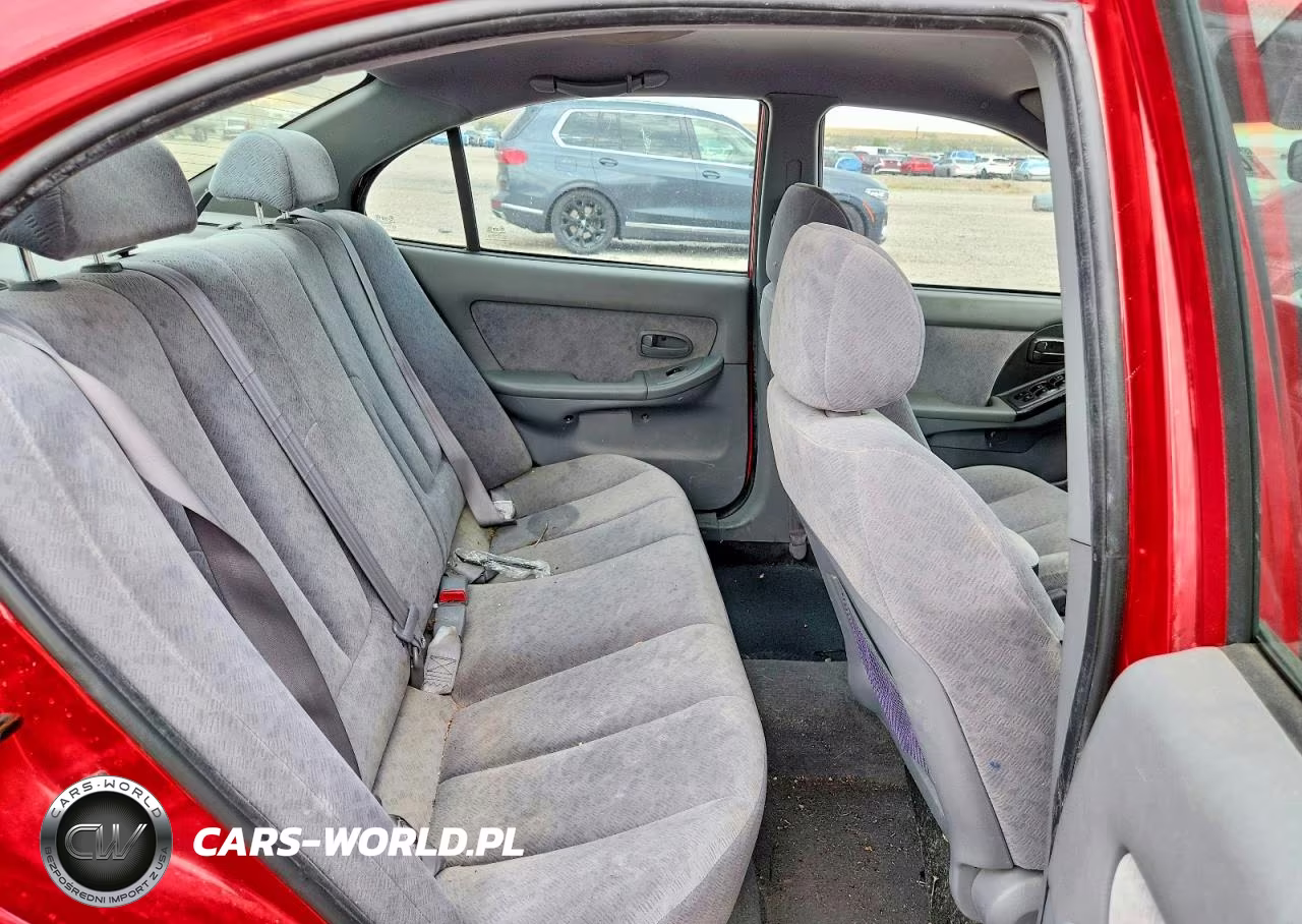 2004 Hyundai Elantra Gls VIN:KMHDN46D34U810771 - 10
