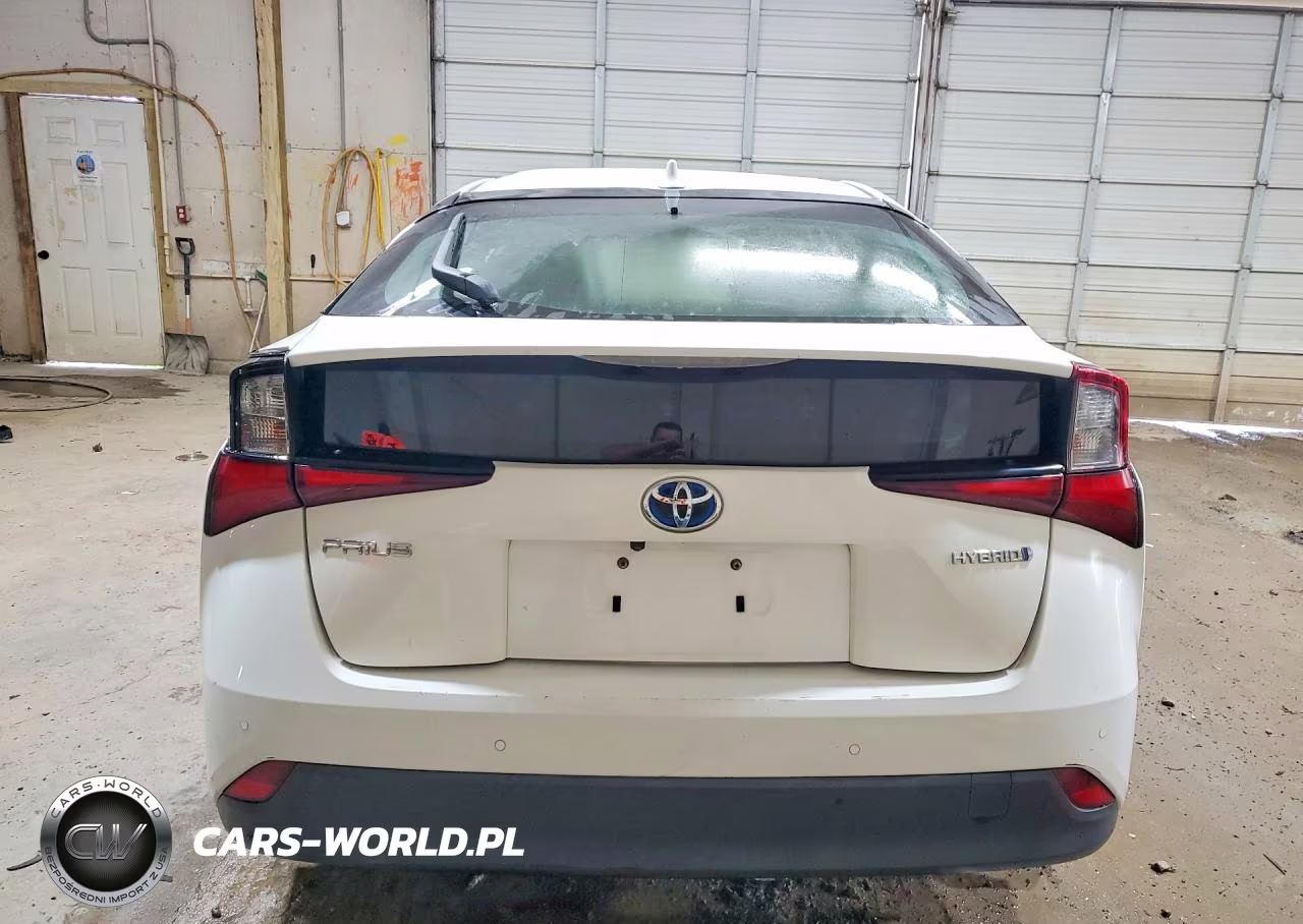 2020 Toyota Prius Le VIN:JTDKARFU0L3108609 - 6