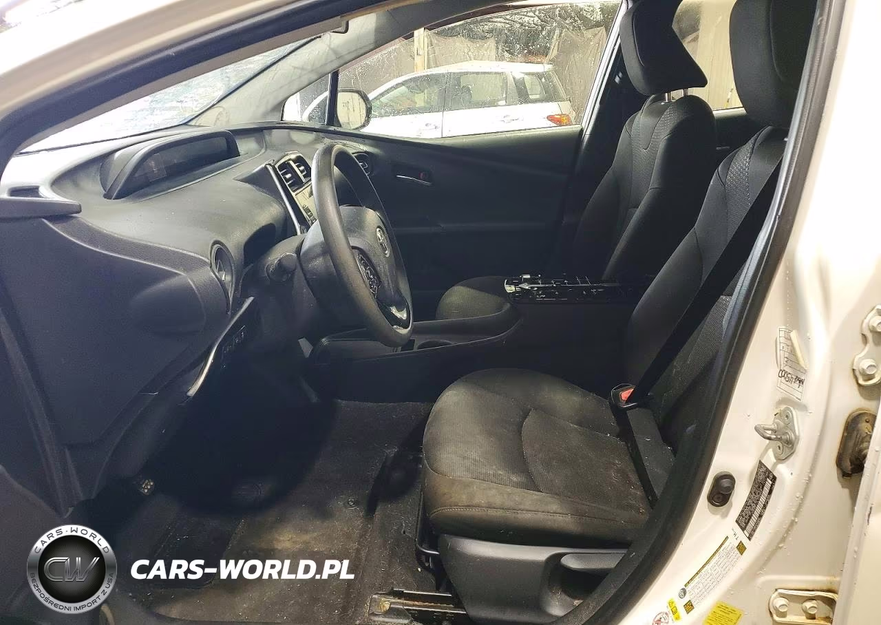 2020 Toyota Prius Le VIN:JTDKARFU0L3108609 - 7
