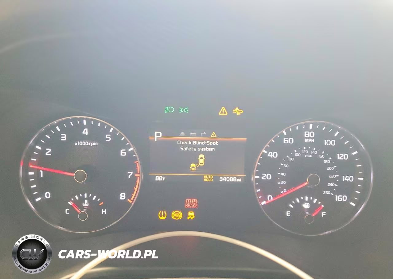 2024 Kia Forte Gt Line VIN:3KPF54AD7RE775663 - 9