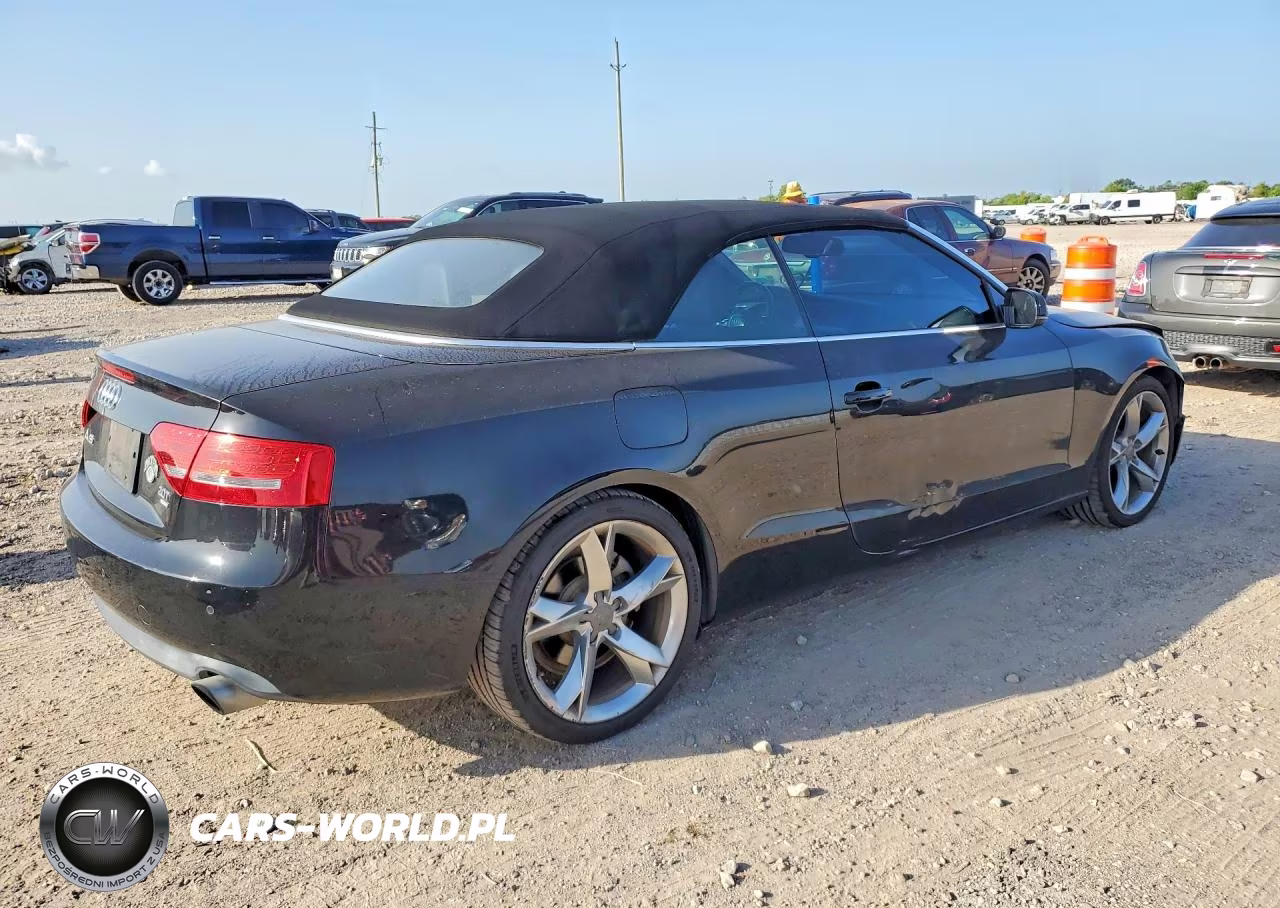 2011 Audi A5 Premium Plus VIN:WAULFAFH9BN012343 - 3
