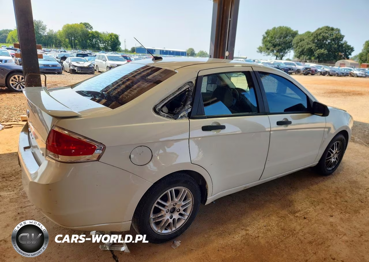 2010 Ford Focus Se VIN:1FAHP3FNXAW150673 - 3