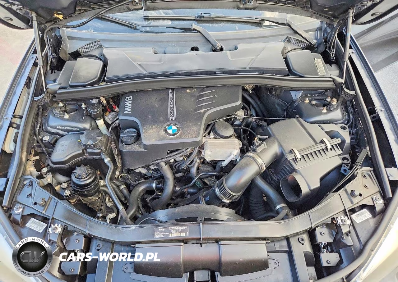2014 BMW X1 xDrive28I VIN:WBAVL1C55EVY19023 - 12