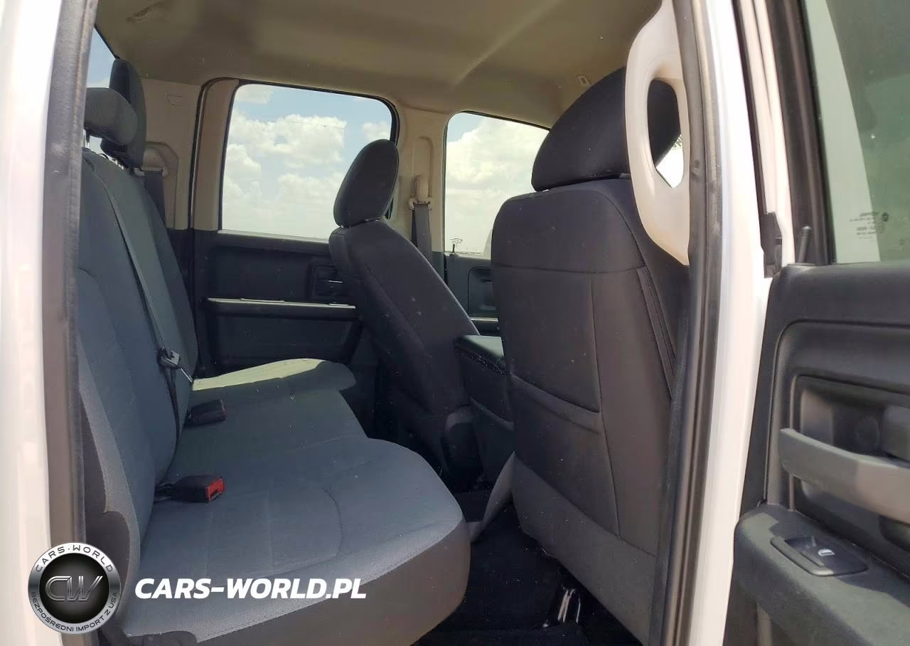 2022 Ram 1500 Classic Tradesman VIN:1C6RR7FG3NS230371 - 10