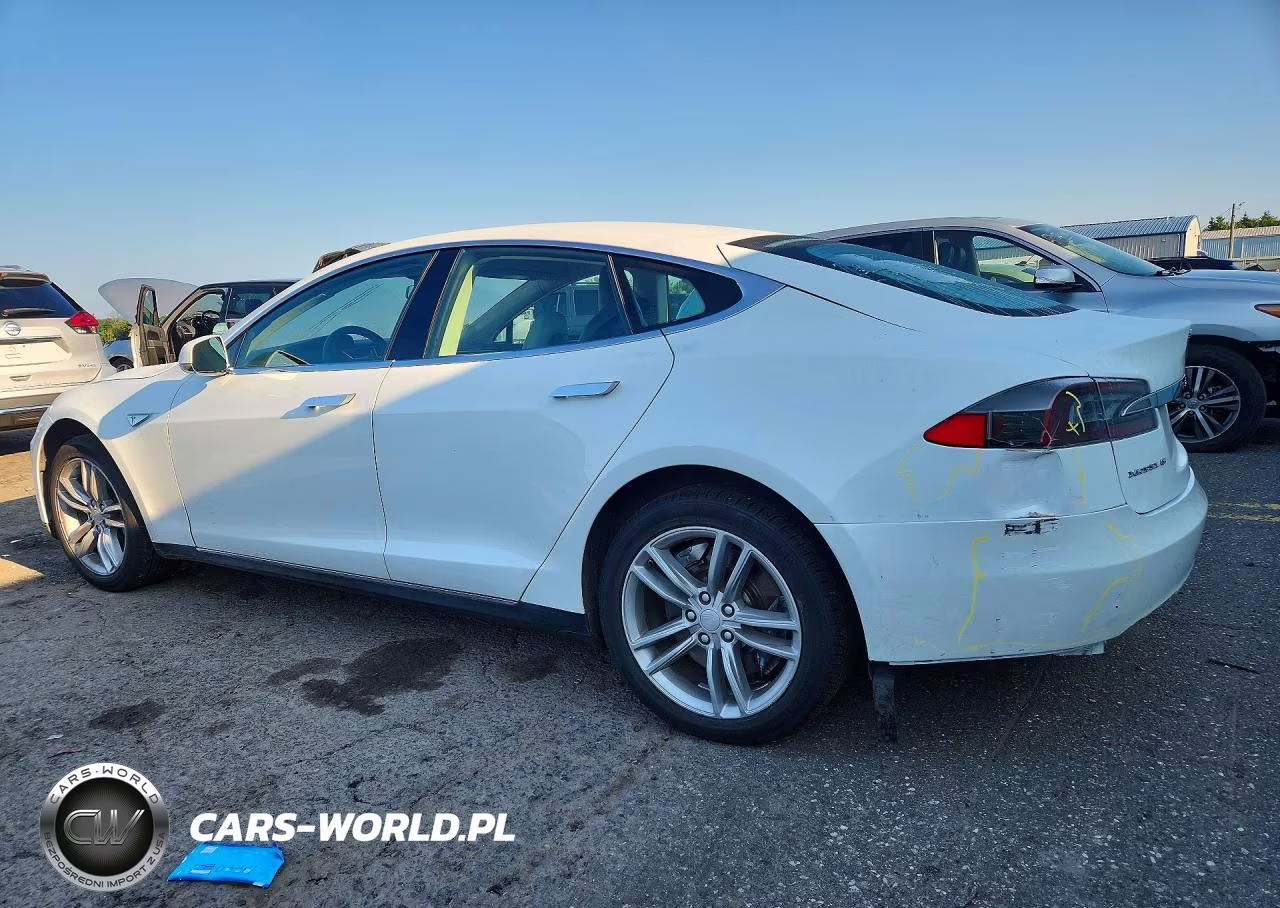 2013 Tesla Model S VIN:5YJSA1CG3DFP03636 - 2