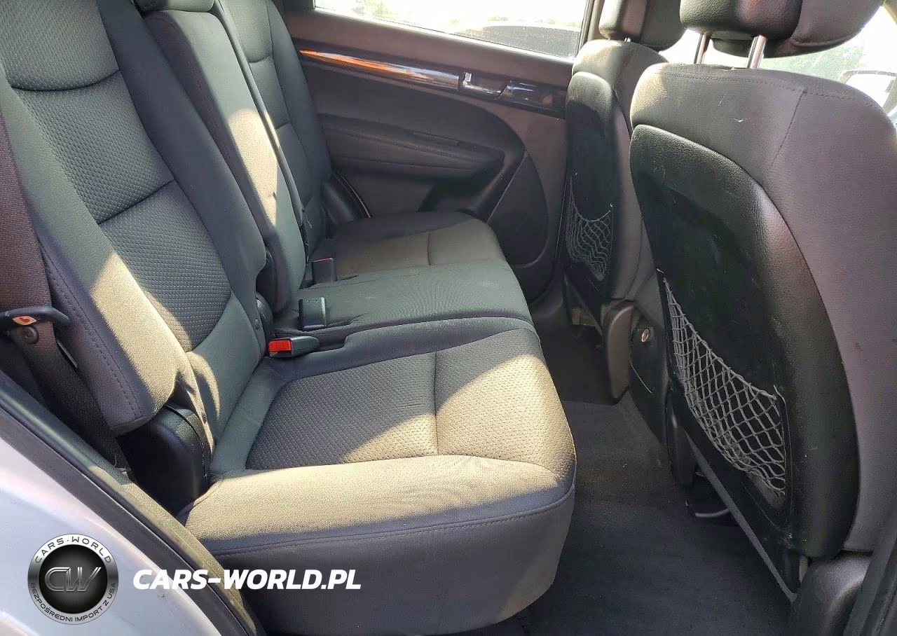 2013 Kia Sorento Lx VIN:5XYKT3A1XDG359512 - 11