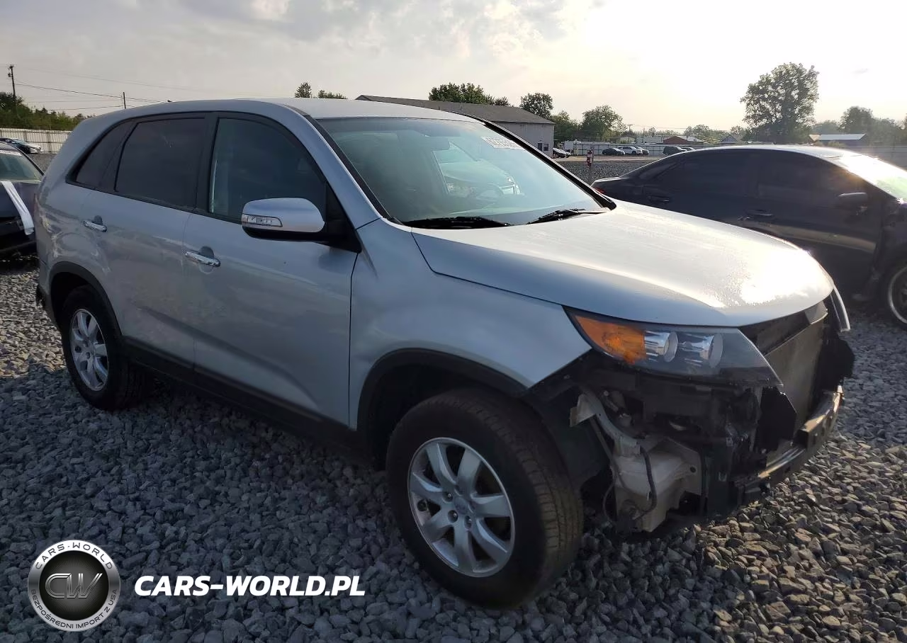 2013 Kia Sorento Lx VIN:5XYKT3A1XDG359512 - 4