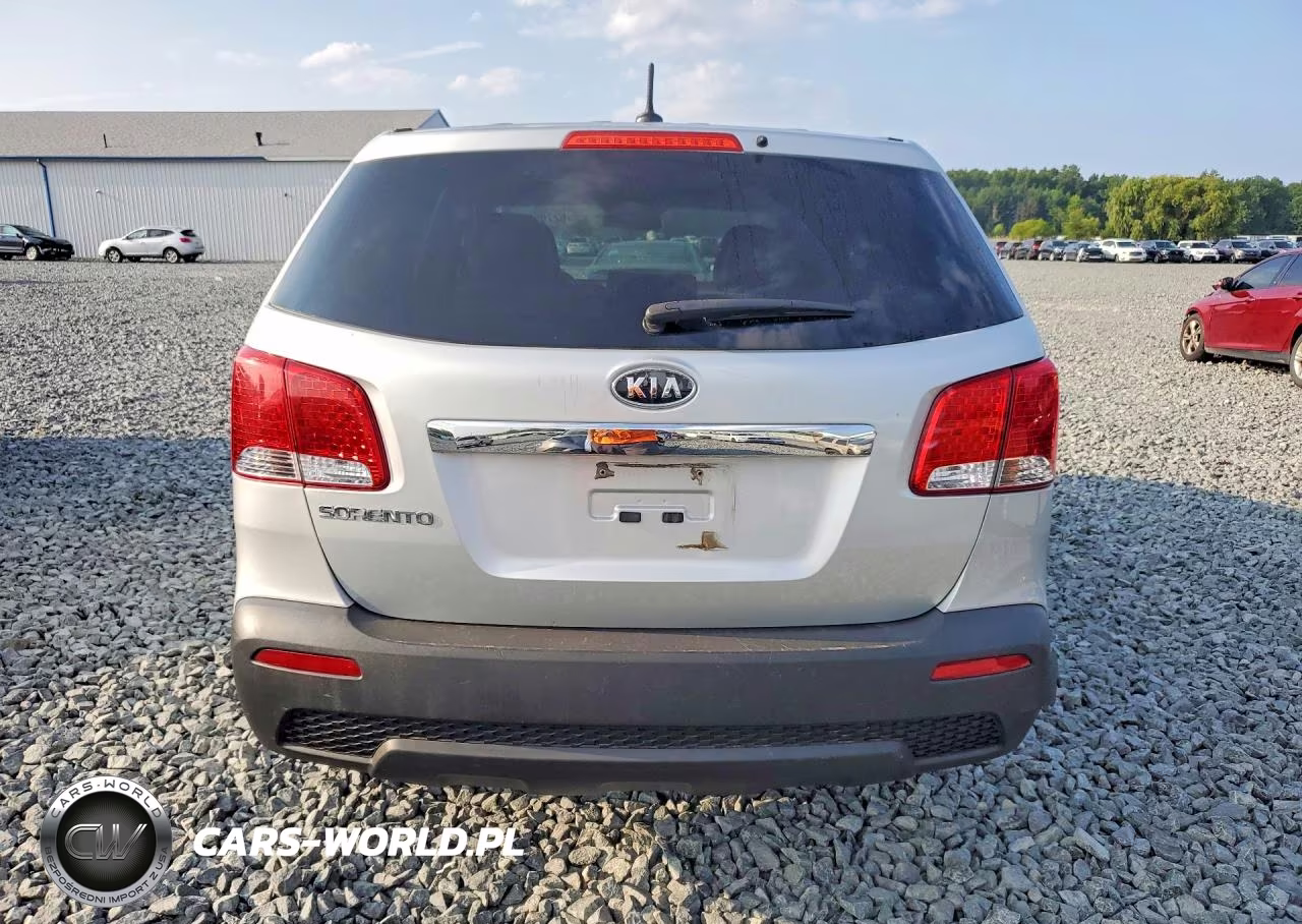 2013 Kia Sorento Lx VIN:5XYKT3A1XDG359512 - 6