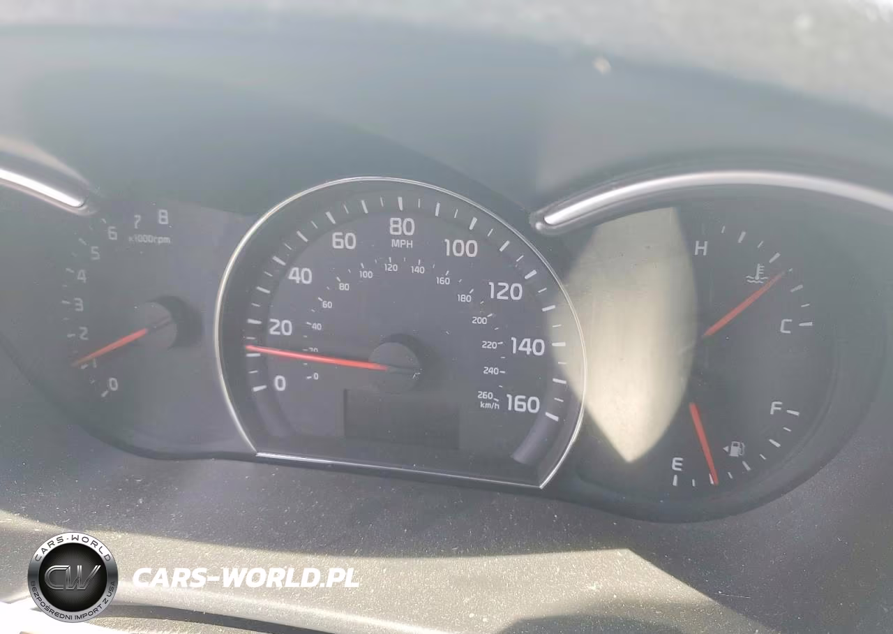 2014 Kia Sorento Lx VIN:5XYKTCA69EG437176 - 9