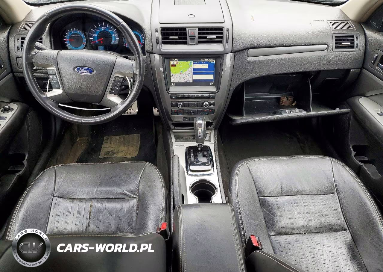 2012 Ford Fusion Sport VIN:3FAHP0DC8CR404807 - 8