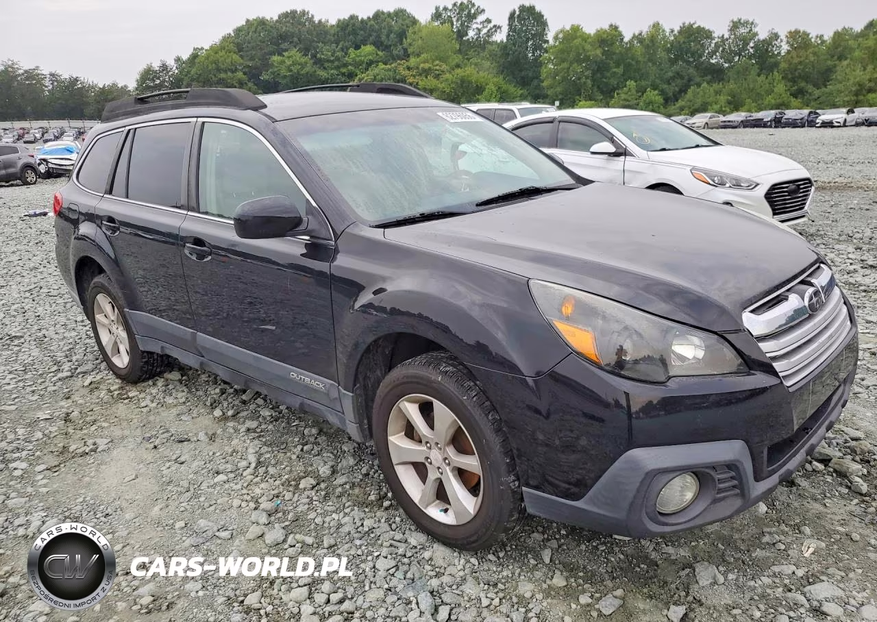 2013 Subaru Outback 2.5I Premium VIN:4S4BRCGC0D3303229 - 4