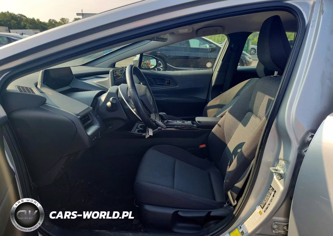 2023 Toyota Prius Le VIN:JTDACAAU2P3007821 - 7