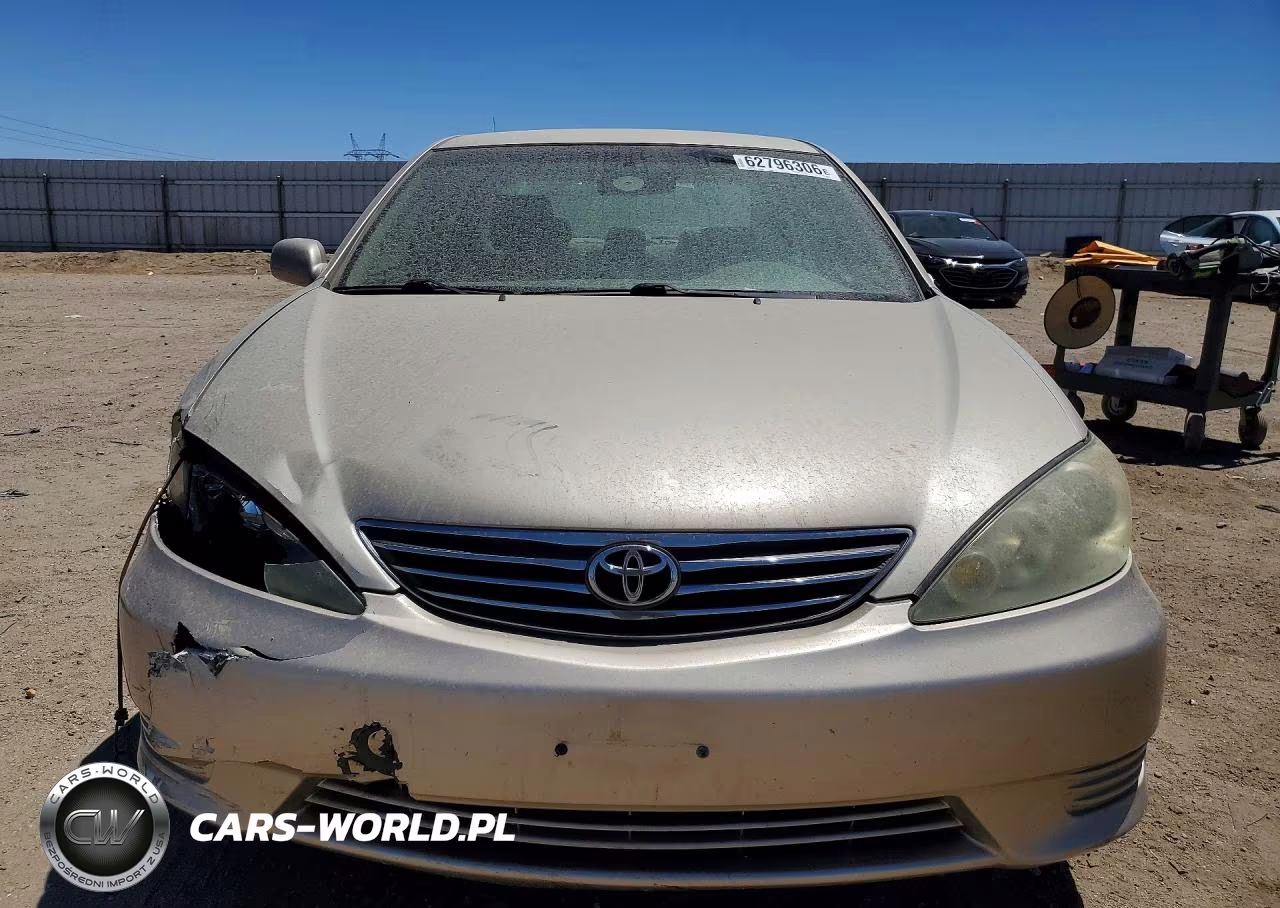 2005 Toyota Camry Le VIN:4T1BE32K65U058264 - 5
