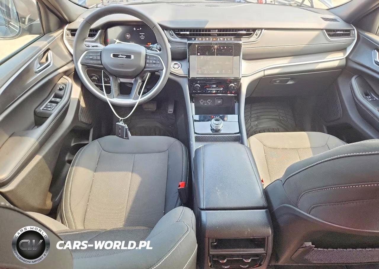 2025 Jeep Grand Cherokee Laredo VIN:1C4RJHAG6SC366691 - 8
