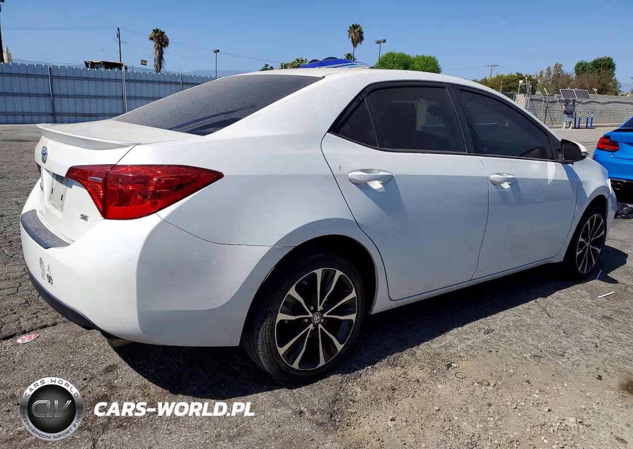 2017 Toyota Corolla Se VIN:5YFBURHE2HP722248 - 3
