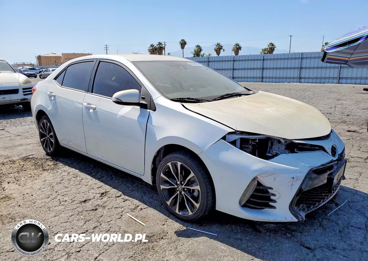 2017 Toyota Corolla Se VIN:5YFBURHE2HP722248 - 4