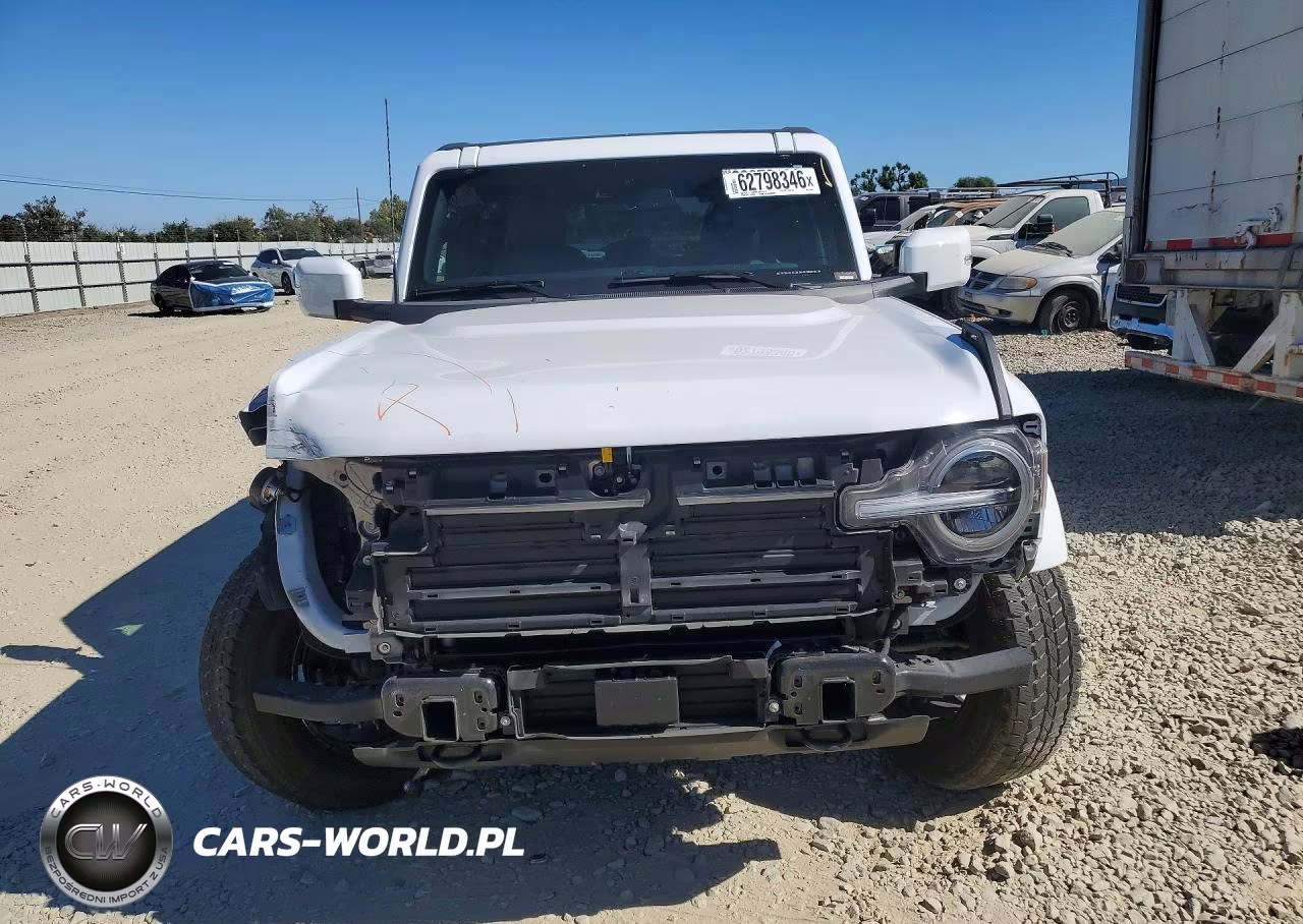 2025 Ford Bronco Outer Banks VIN:1FMEE8BP4SLA75569 - 5