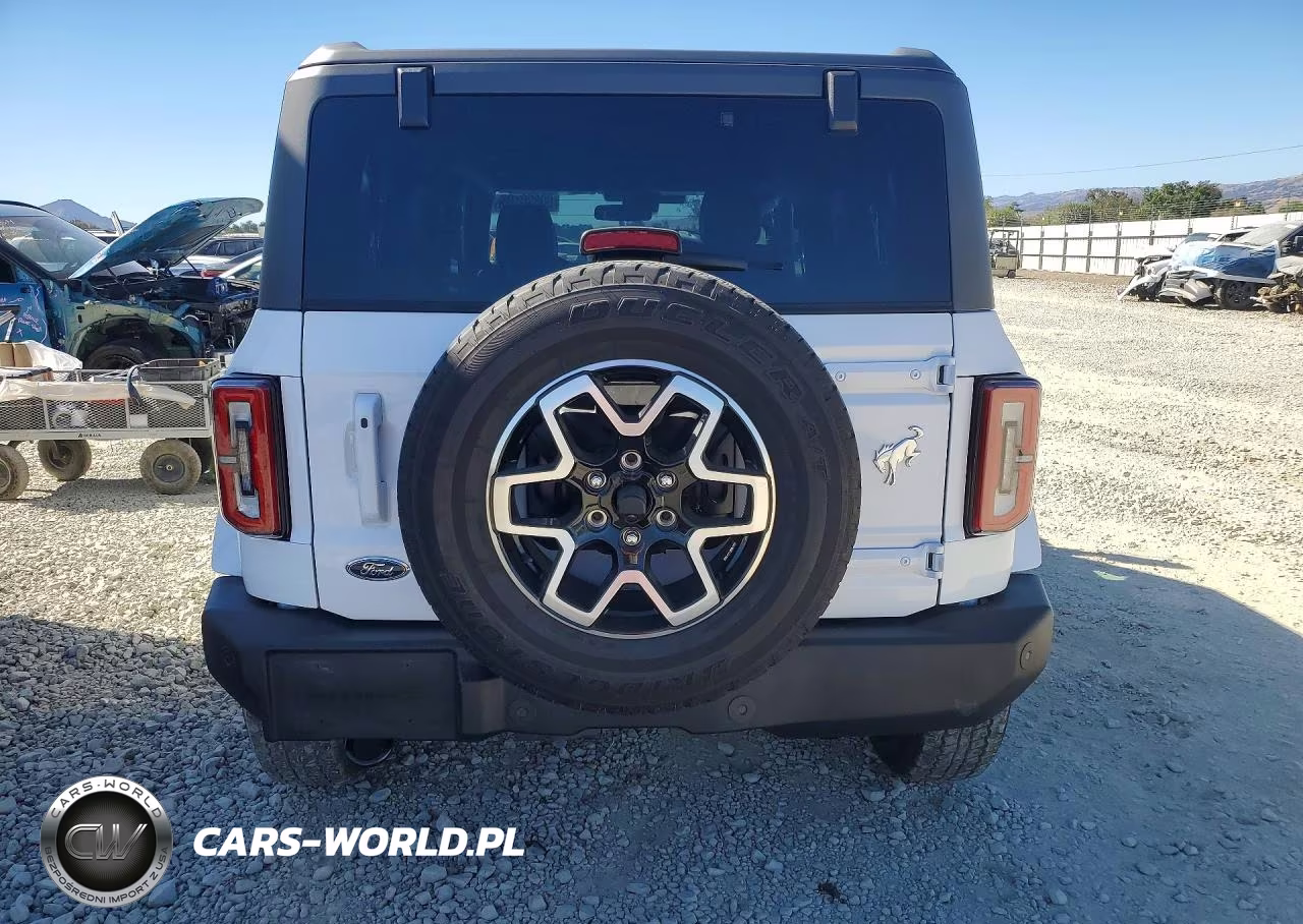 2025 Ford Bronco Outer Banks VIN:1FMEE8BP4SLA75569 - 6