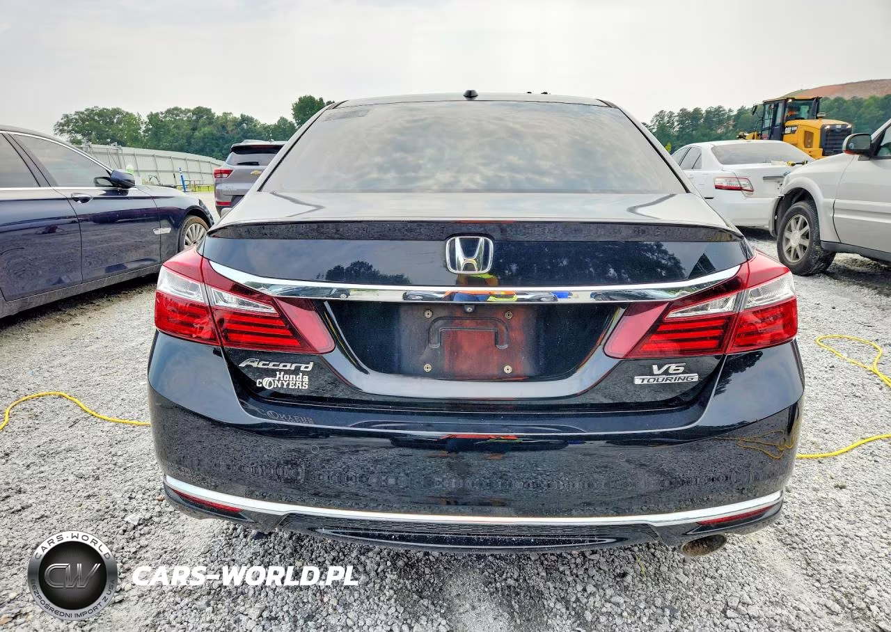 2017 Honda Accord Touring VIN:1HGCR3F92HA006142 - 6