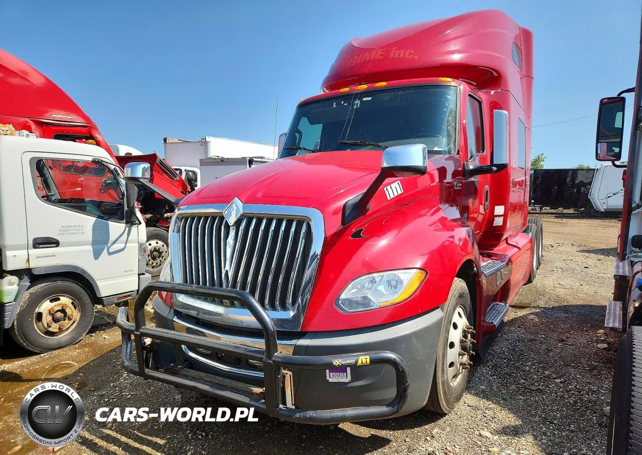 2020 International Lt625