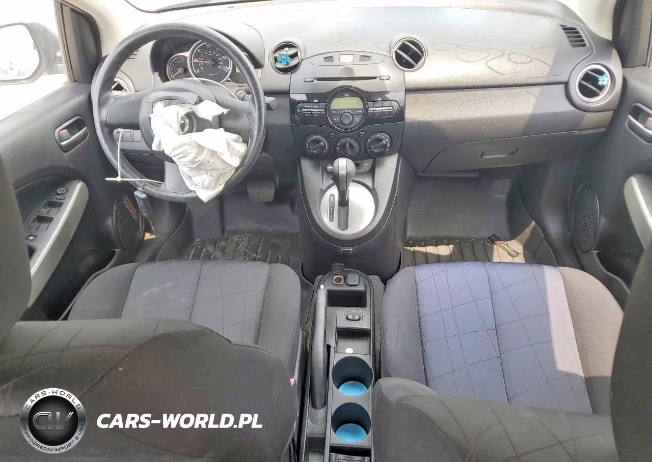 2011 Mazda Mazda2 VIN:JM1DE1HY4B0131227 - 8
