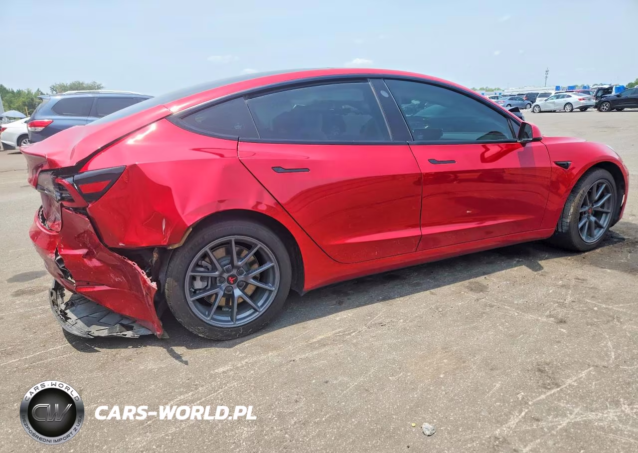 2021 Tesla Model 3 VIN:5YJ3E1EB5MF902844 - 3
