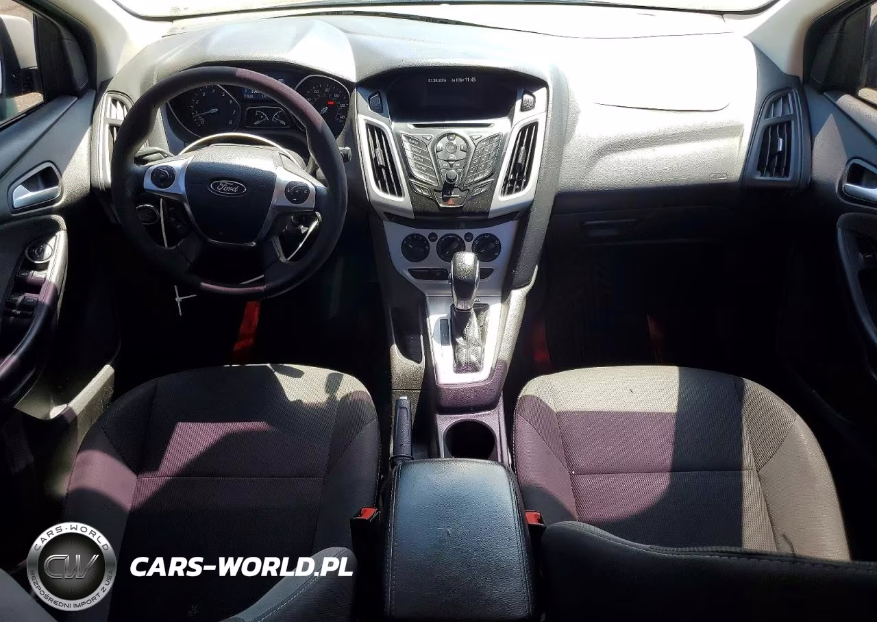 2014 Ford Focus Se VIN:1FADP3F27EL110840 - 8