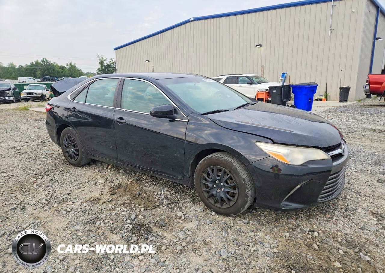 2017 Toyota Camry Le VIN:4T1BF1FK9HU413010 - 4