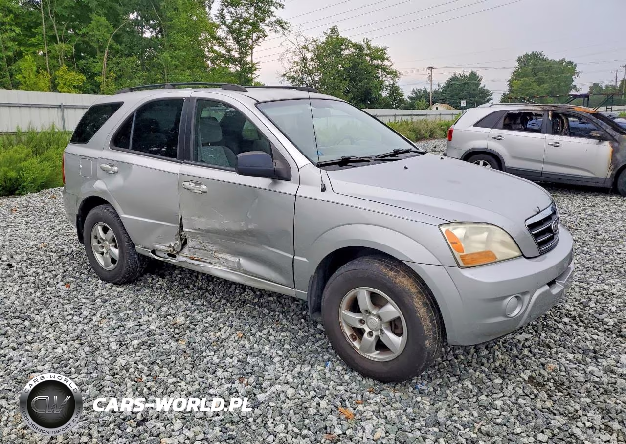 2008 Kia Sorento Lx VIN:KNDJC735385824813 - 4