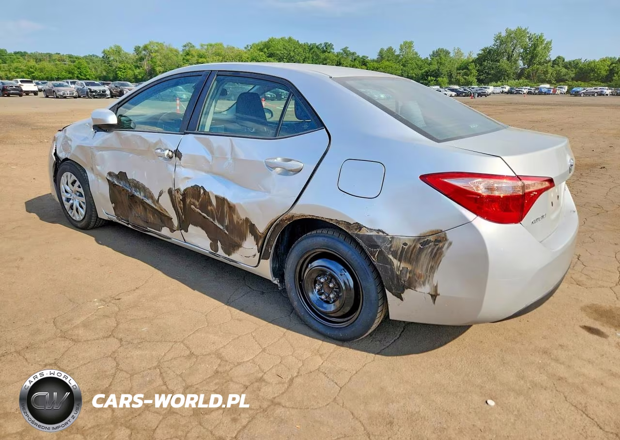 2018 Toyota Corolla Le VIN:2T1BURHE8JC972406 - 2