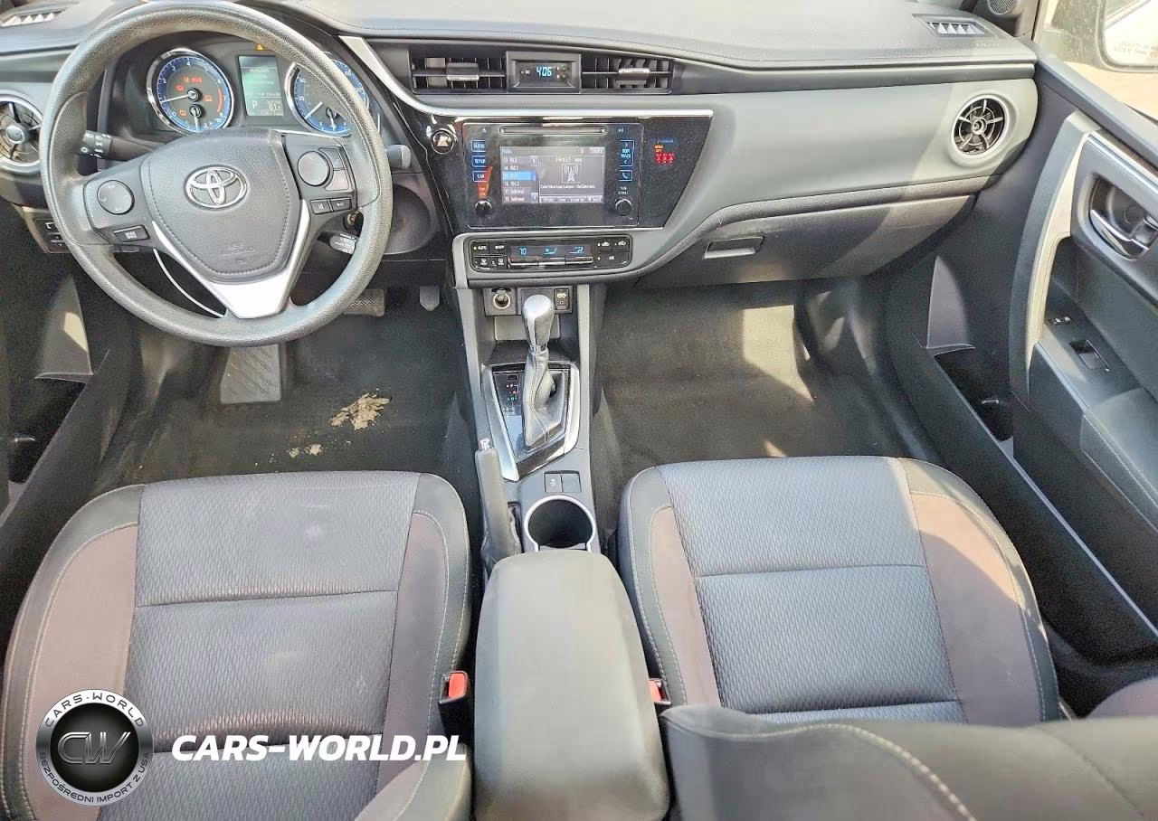 2018 Toyota Corolla Le VIN:2T1BURHE8JC972406 - 8