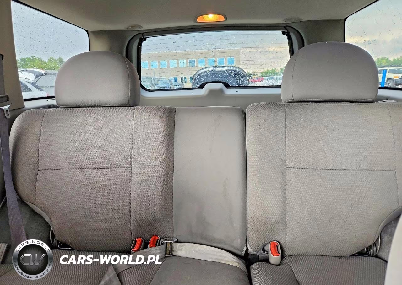 2004 Jeep Grand Cherokee Laredo VIN:1J4GW48N74C167037 - 10