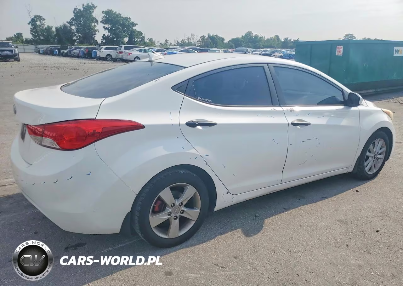 2013 Hyundai Elantra Gls VIN:5NPDH4AEXDH333715 - 3