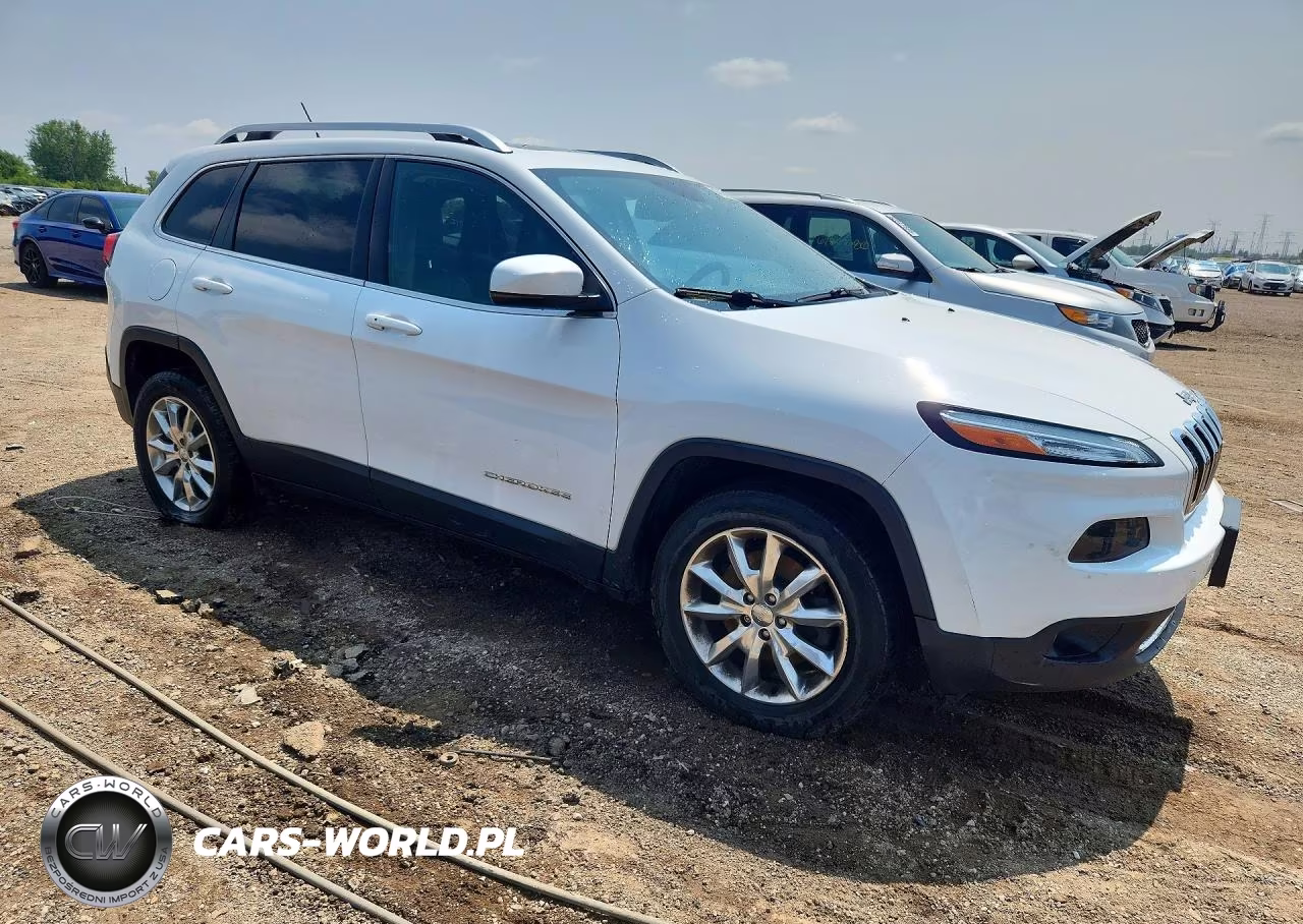 2015 Jeep Cherokee Limited VIN:1C4PJMDB7FW751696 - 4