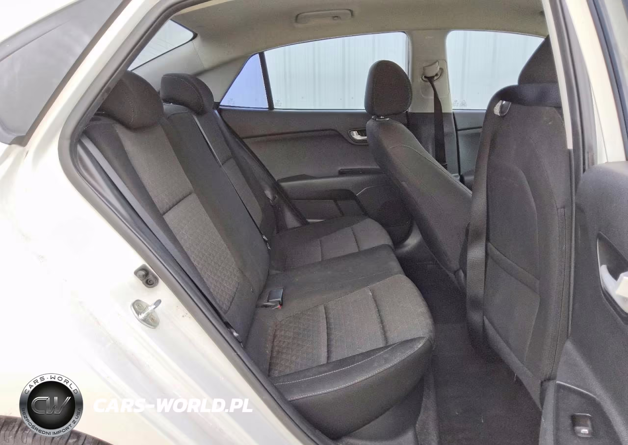 2020 Kia Rio S VIN:3KPA24AD4LE337094 - 10