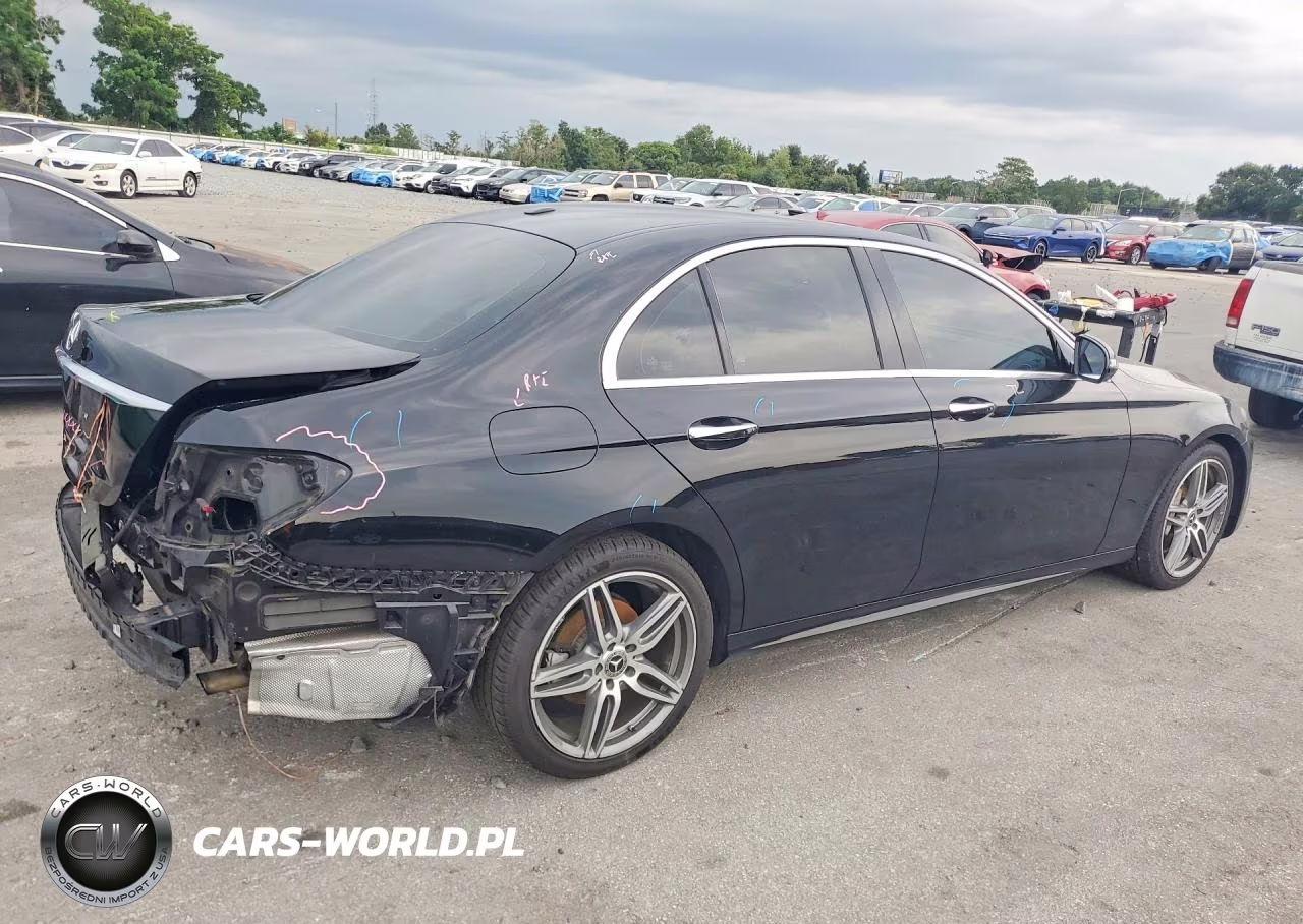 2018 Mercedes-Benz E 300 VIN:WDDZF4JBXJA459759 - 3