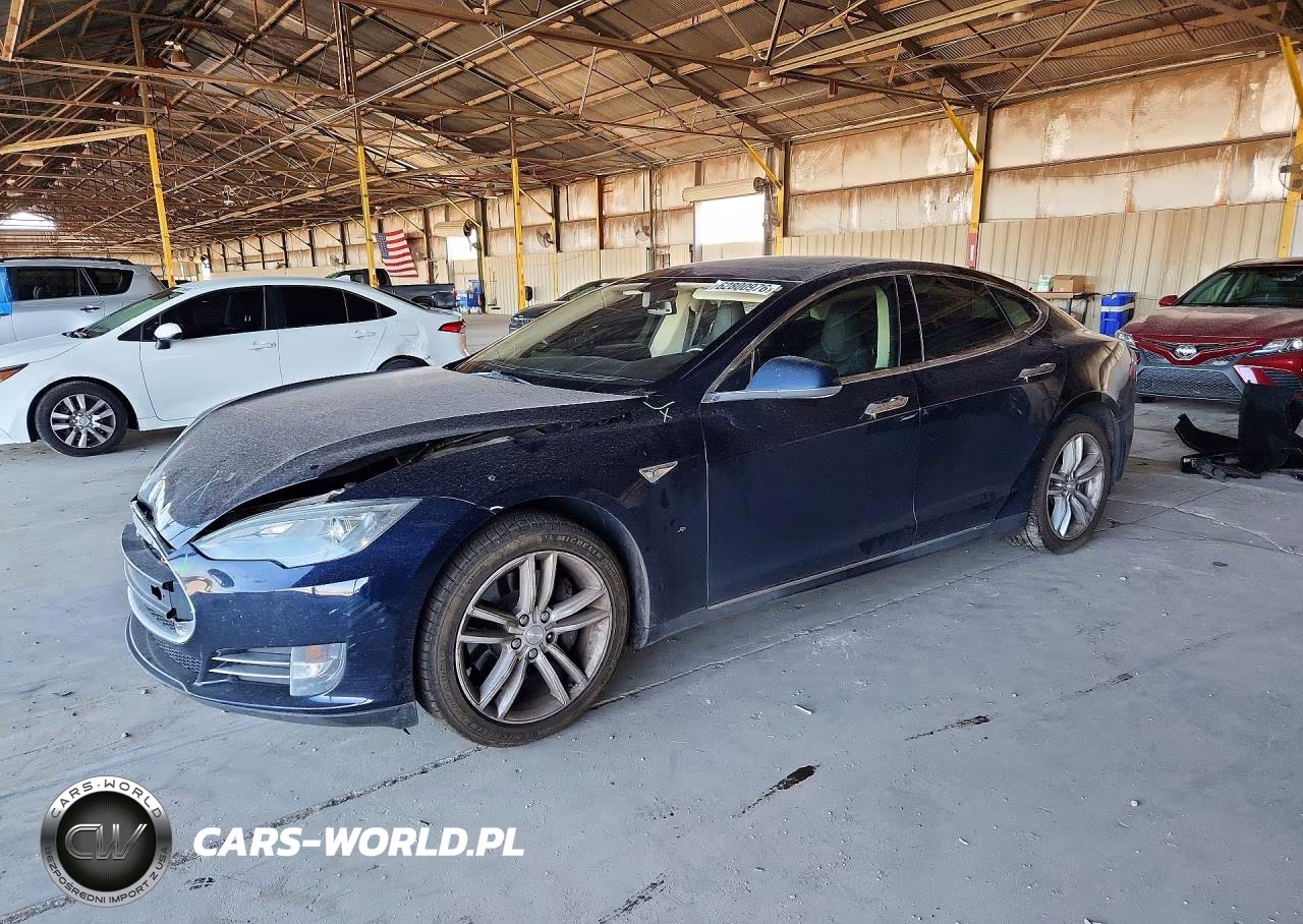 2013 Tesla Model S