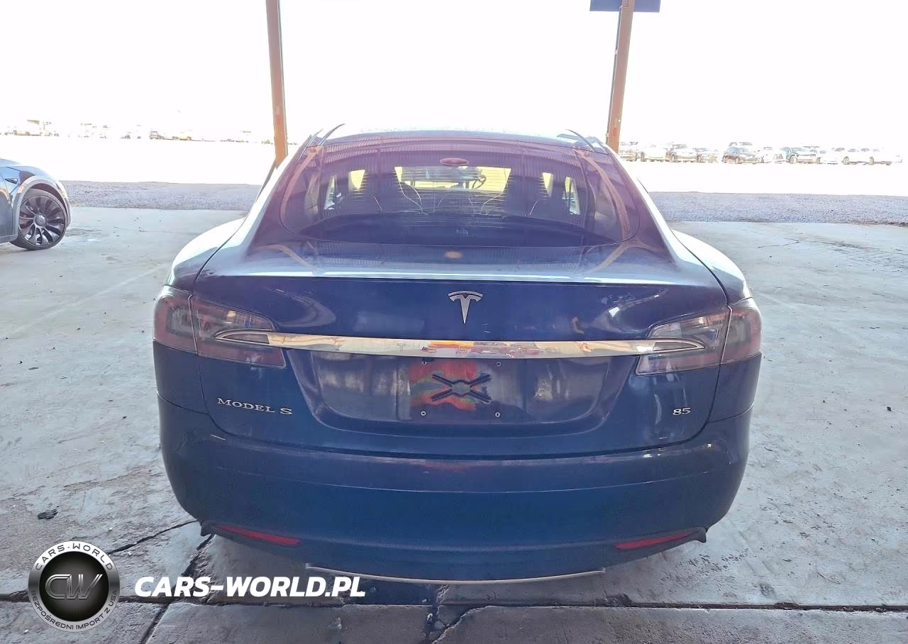 2013 Tesla Model S VIN:5YJSA1CN3DFP27479 - 6