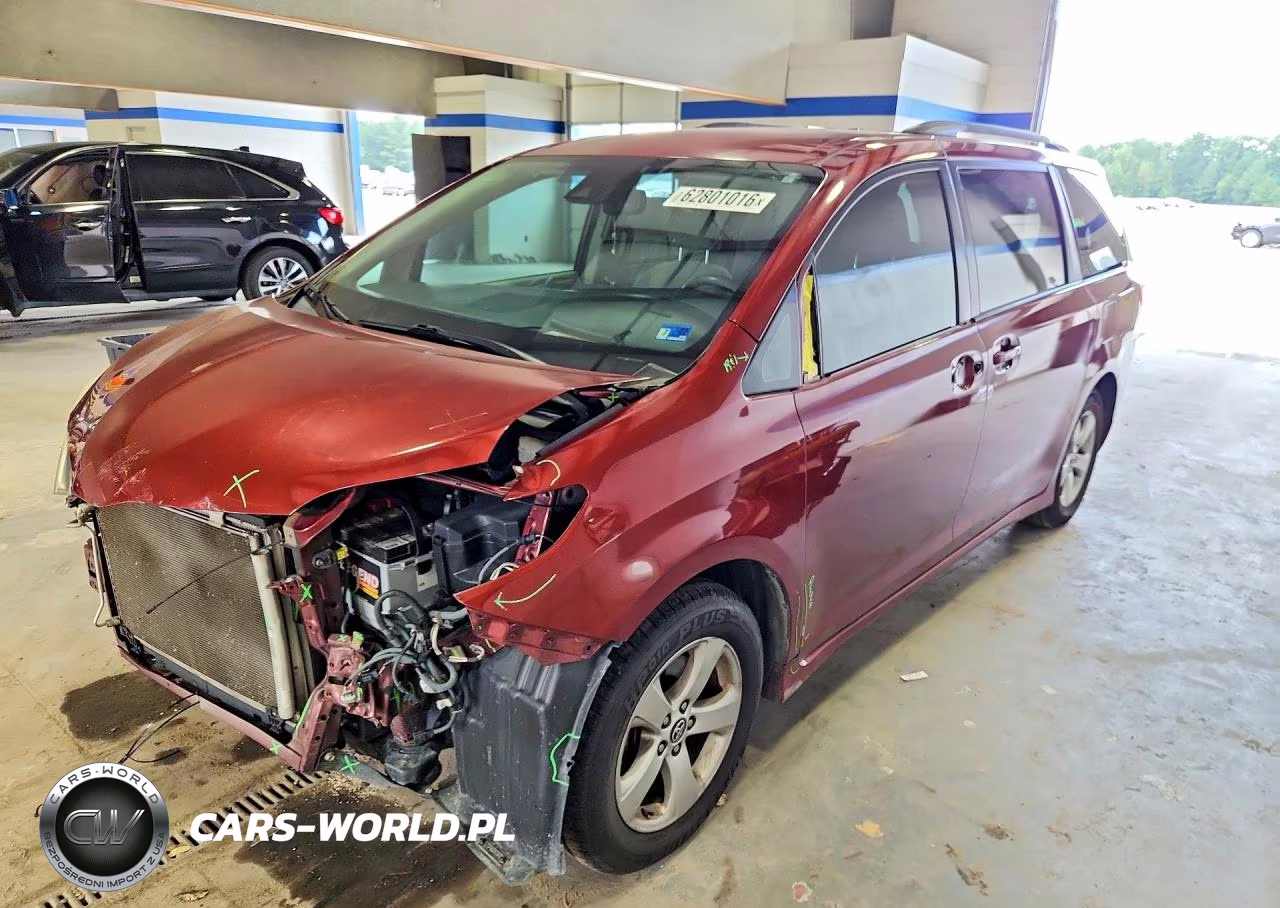 2020 Toyota Sienna Le