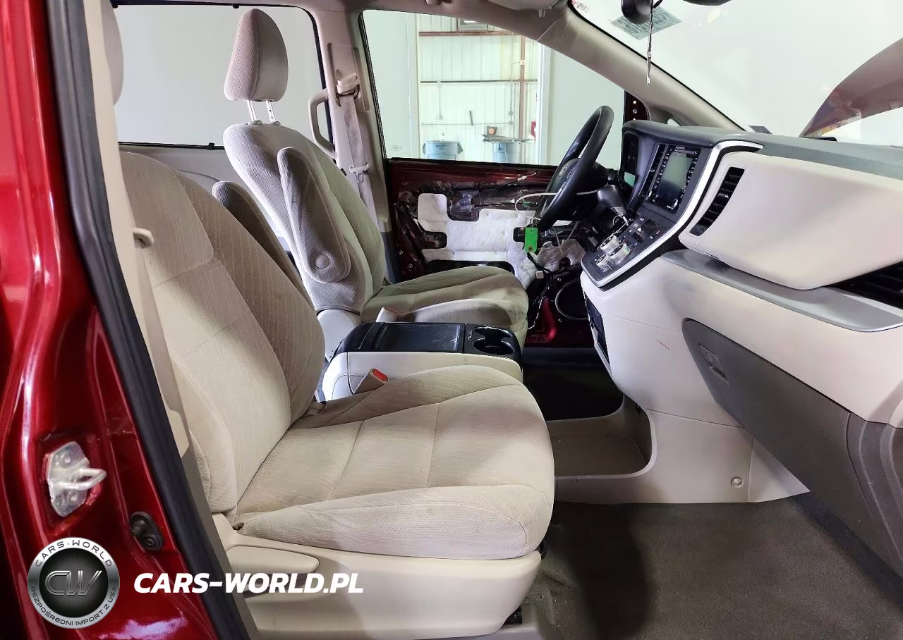 2020 Toyota Sienna Le VIN:5TDKZ3DC0LS041475 - 7