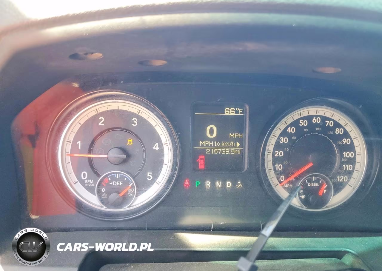 2015 Ram 5500 VIN:3C7WRNFL4FG659981 - 9