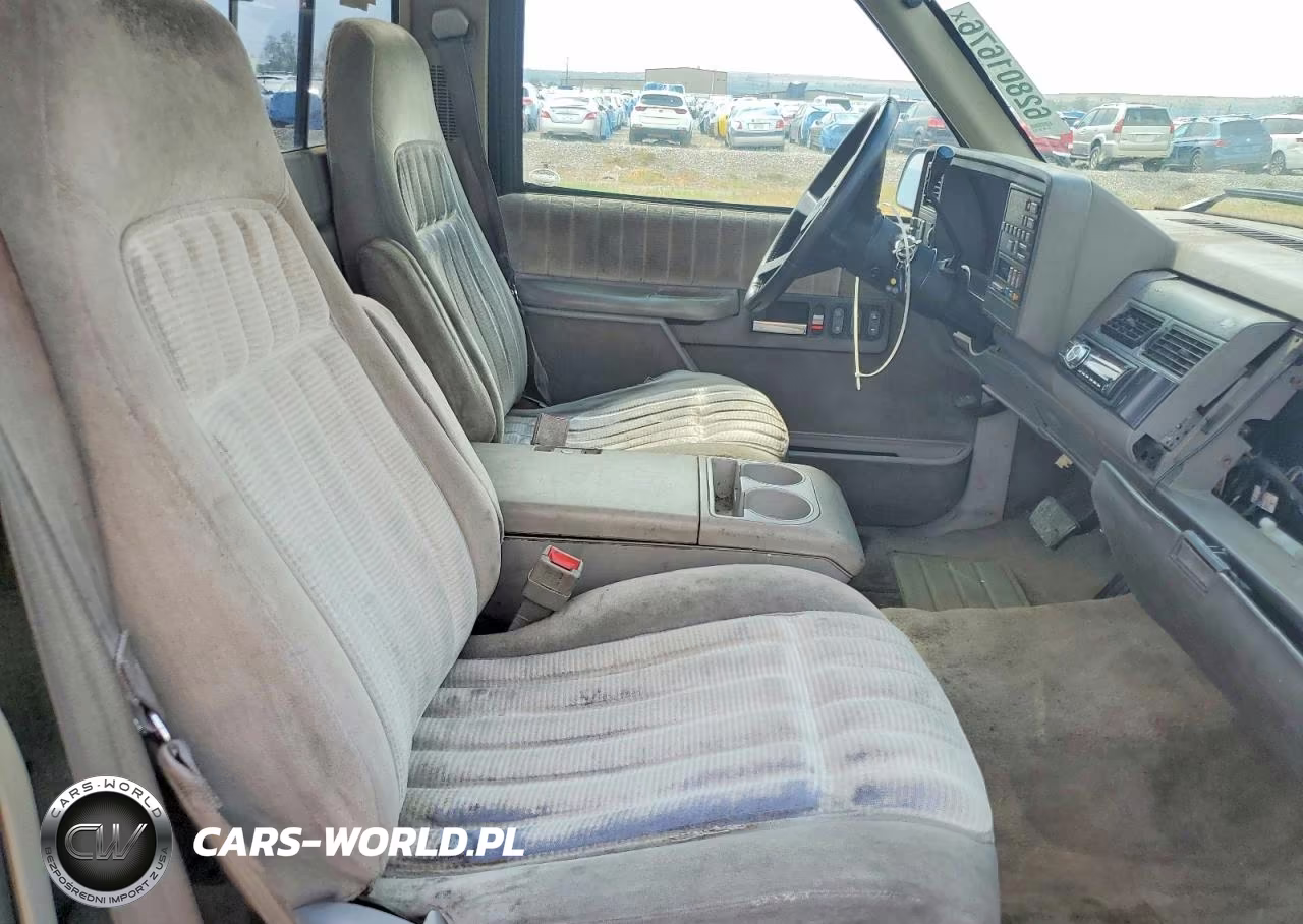 1992 Chevrolet Gmt-400 C1500 VIN:1GCDC14K0NZ134522 - 10