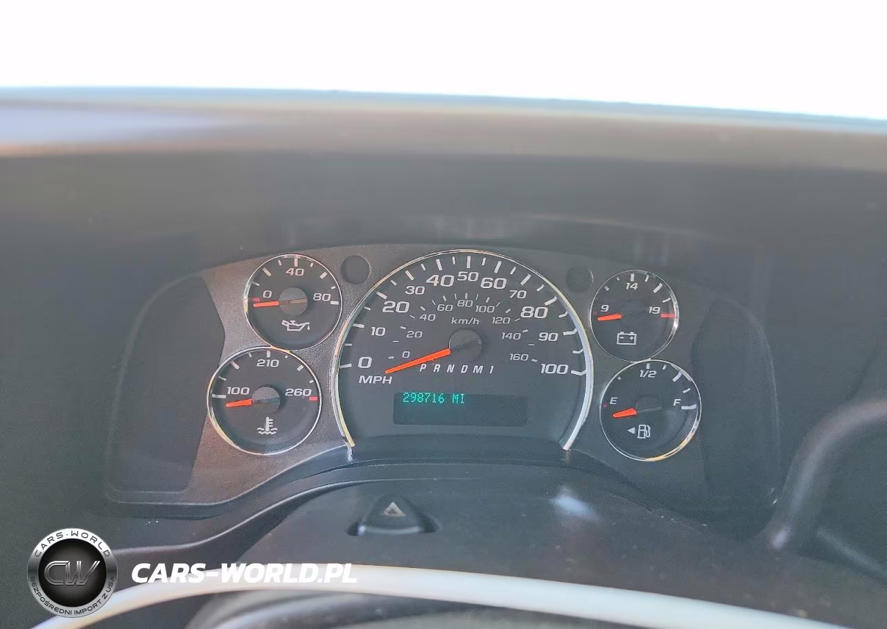 2013 Chevrolet Express G2500 VIN:1GCWGFCAXD1108722 - 9