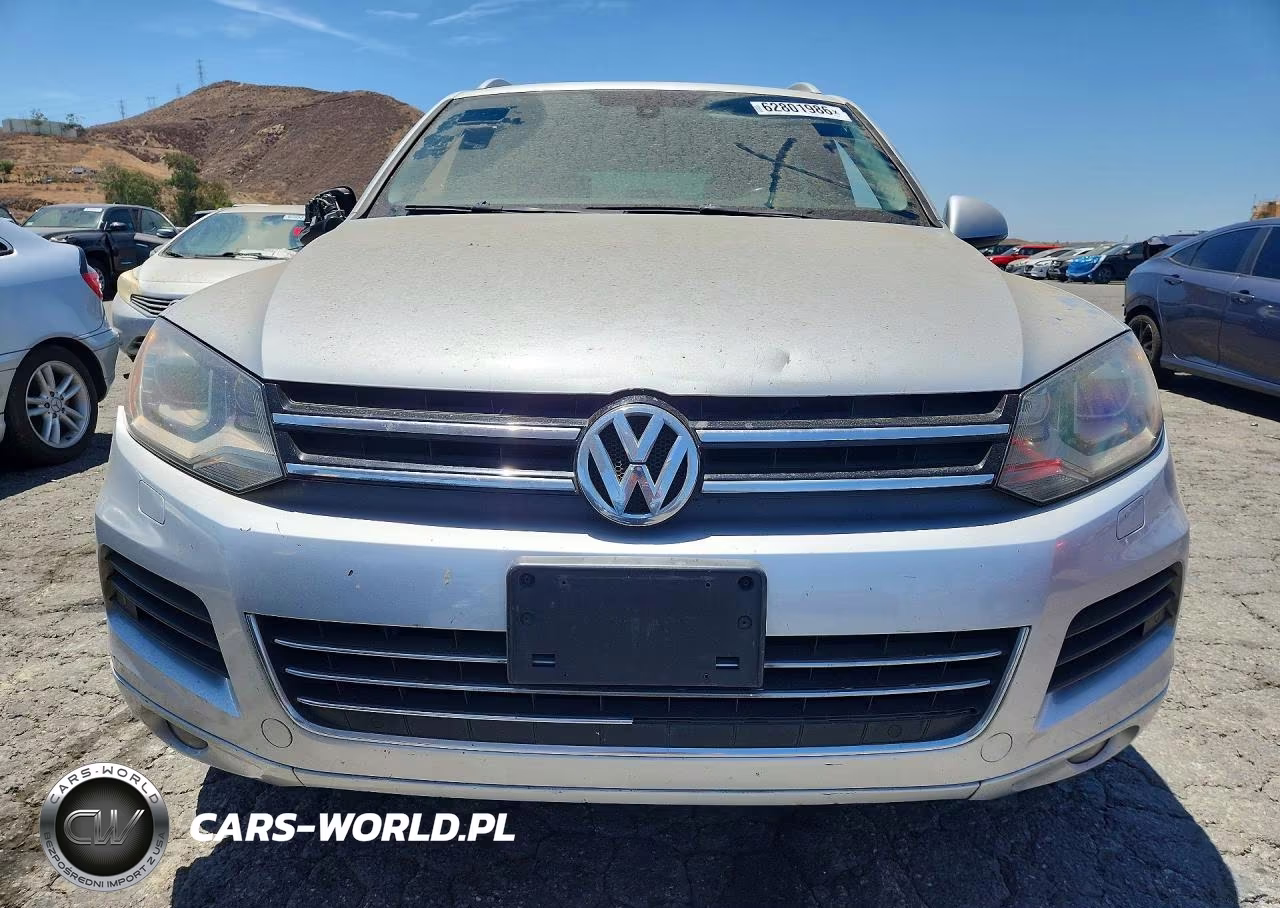 2012 Volkswagen Touareg V6 Tdi VIN:WVGFK9BPXCD004486 - 5