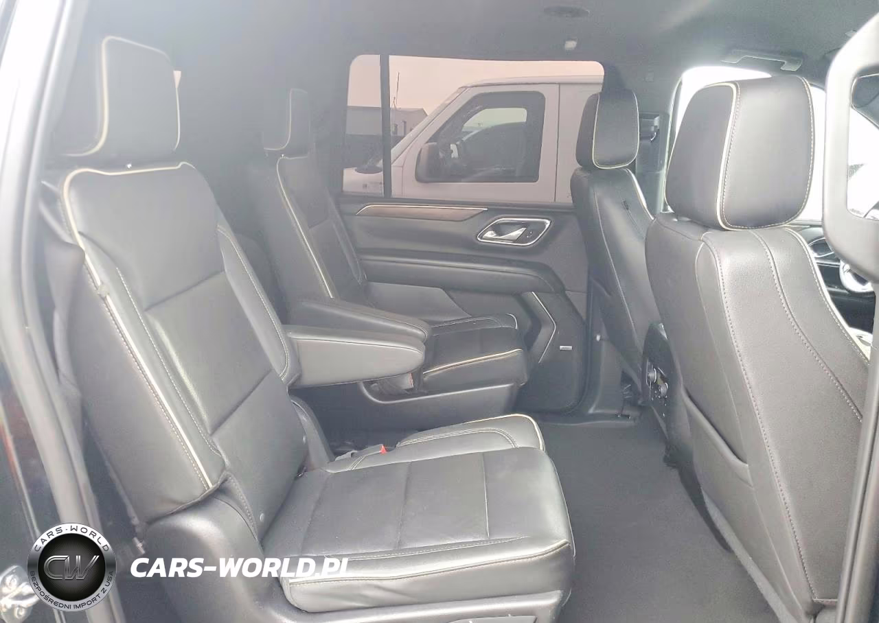 2023 Chevrolet Suburban C1500 Premier VIN:1GNSCFKT2PR101256 - 11