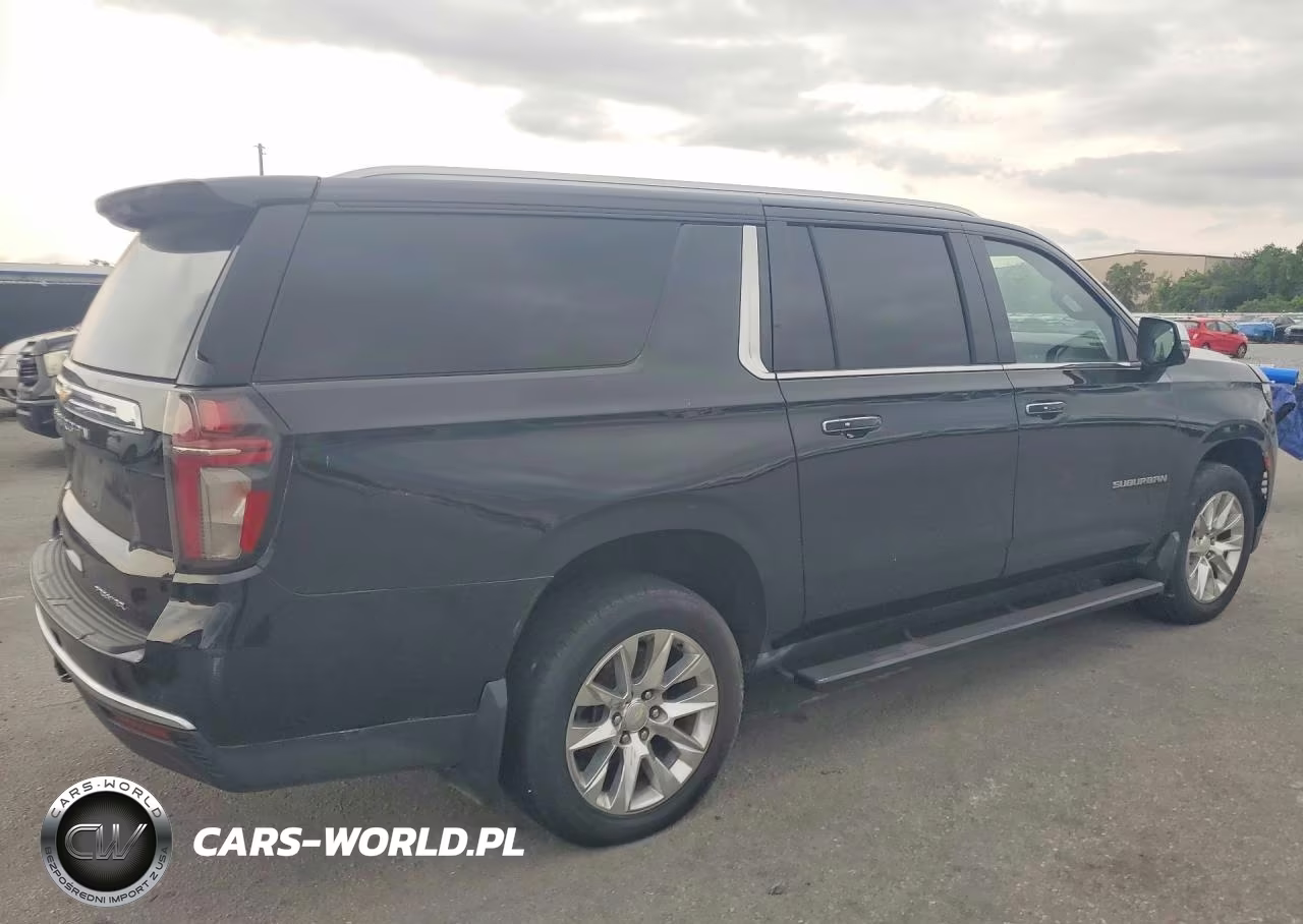 2023 Chevrolet Suburban C1500 Premier VIN:1GNSCFKT2PR101256 - 3