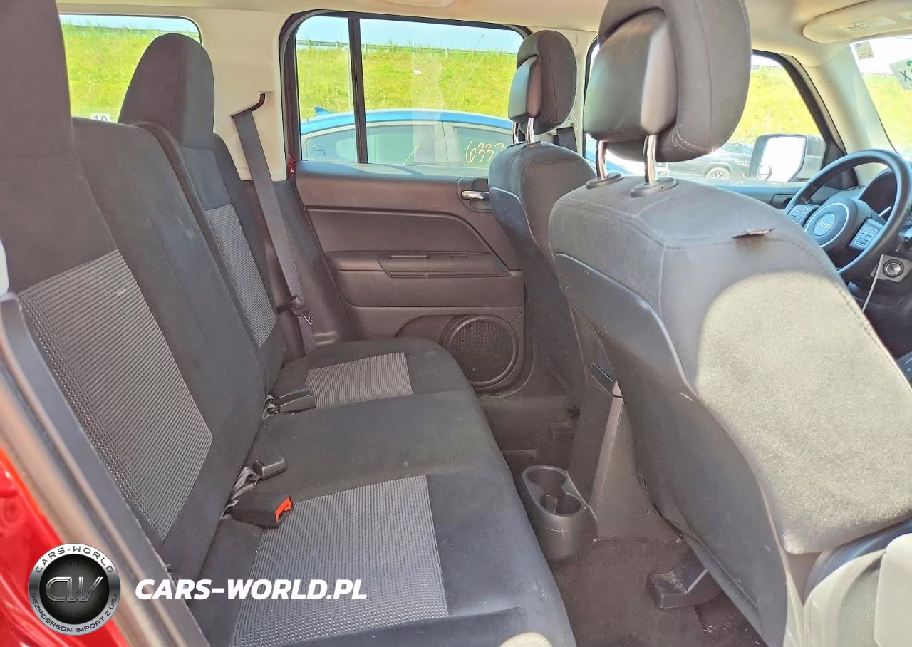 2014 Jeep Patriot Latitude VIN:1C4NJPFB5ED547883 - 11