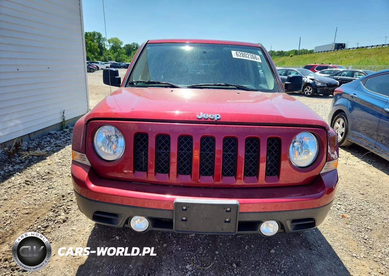 2014 Jeep Patriot Latitude VIN:1C4NJPFB5ED547883 - 5