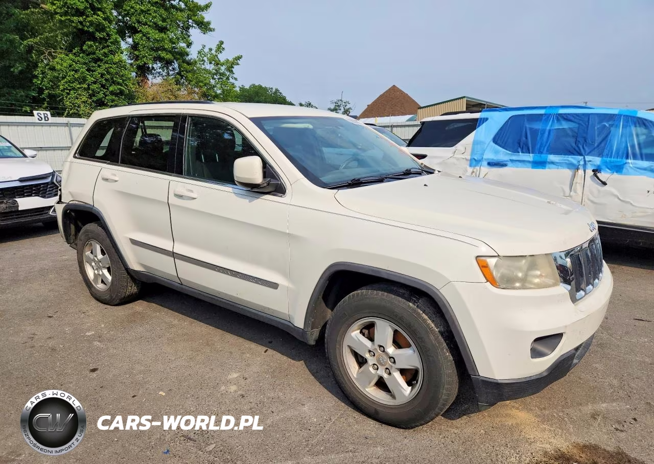 2012 Jeep Grand Cherokee Laredo VIN:1C4RJFAG7CC333267 - 4